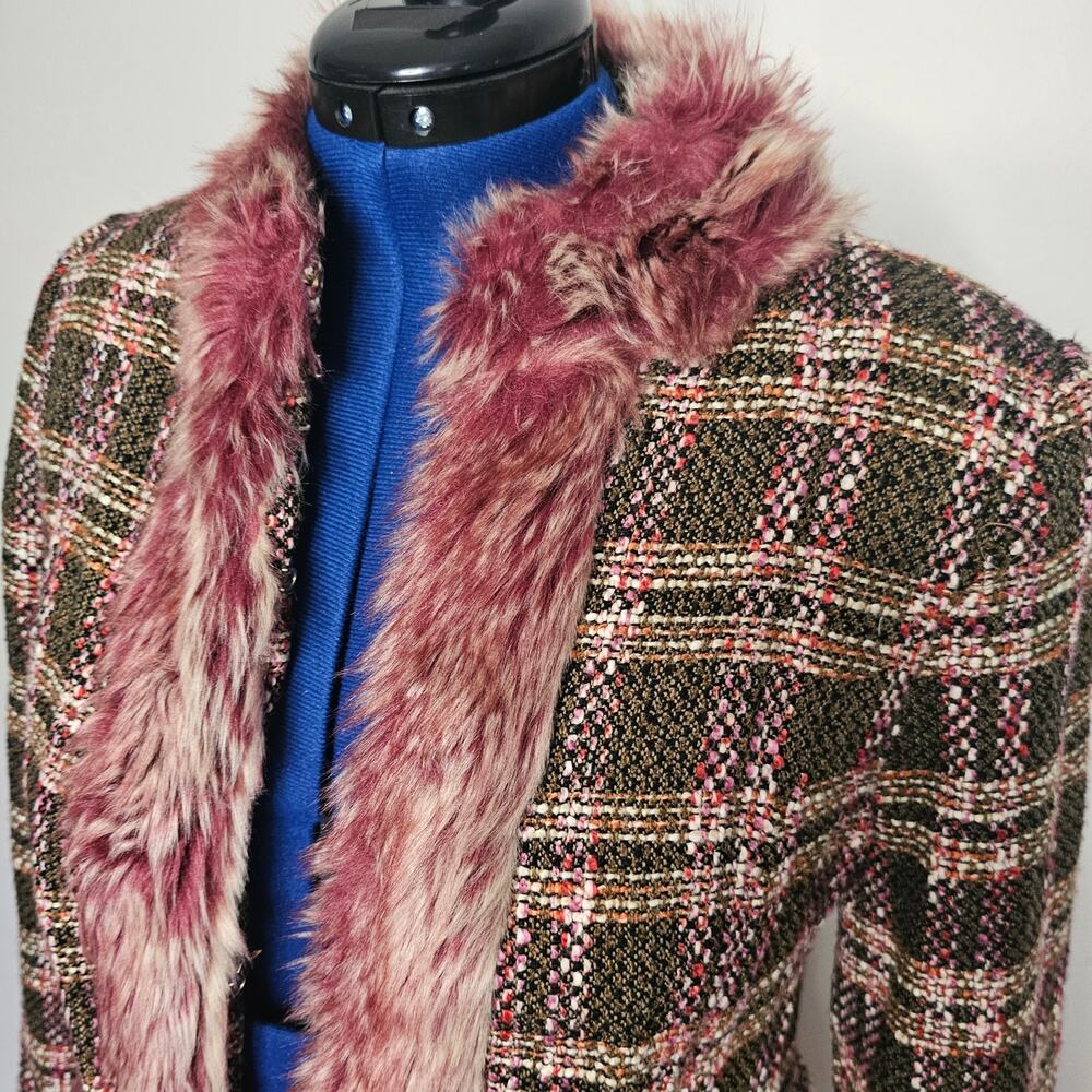 True Meaning tweed blazer in a brown and pink plaid with faux fur trim. Size 10 - Picture 2 of 4